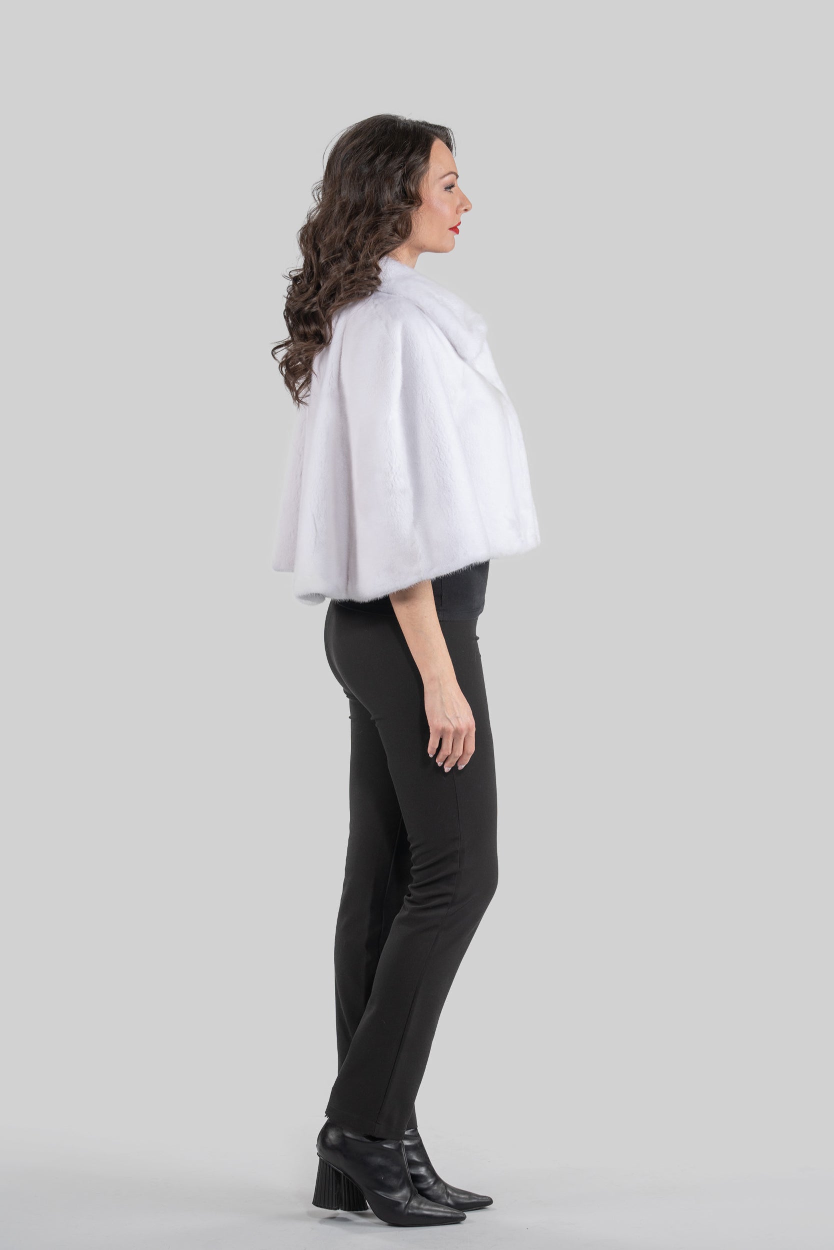 White Mink Bonbon Cape