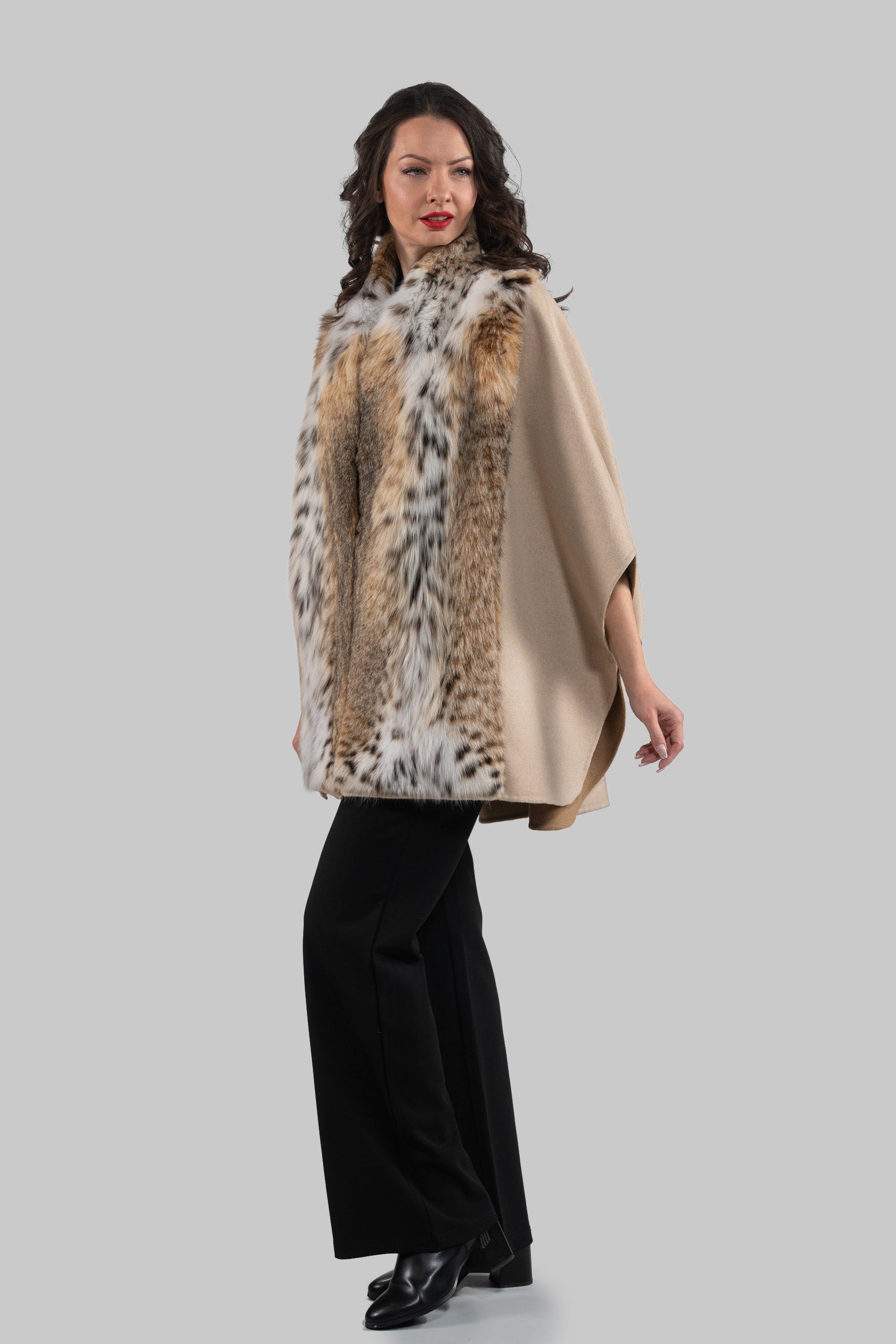 Ecru Cashmere Cape with Bobcat Fur Trim