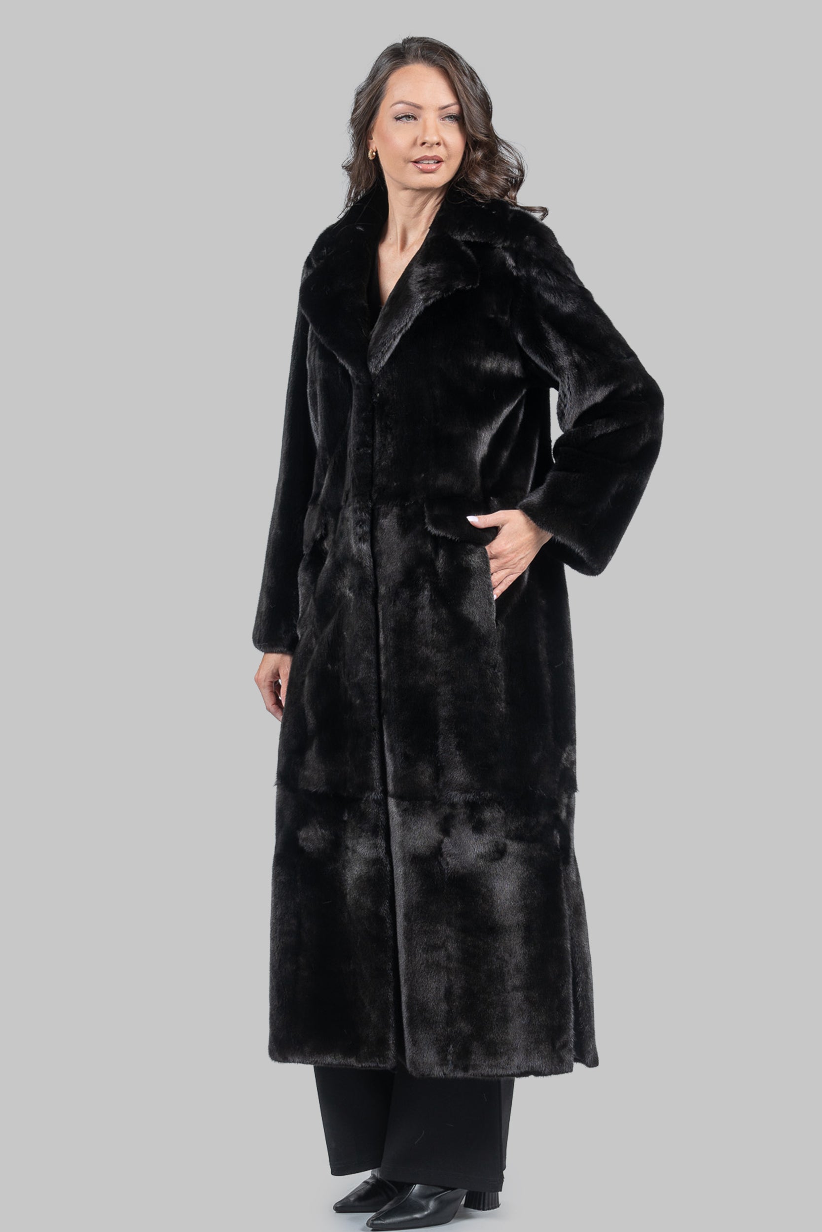 CASIANI | Blackglama Mink Coat with Notch Collar