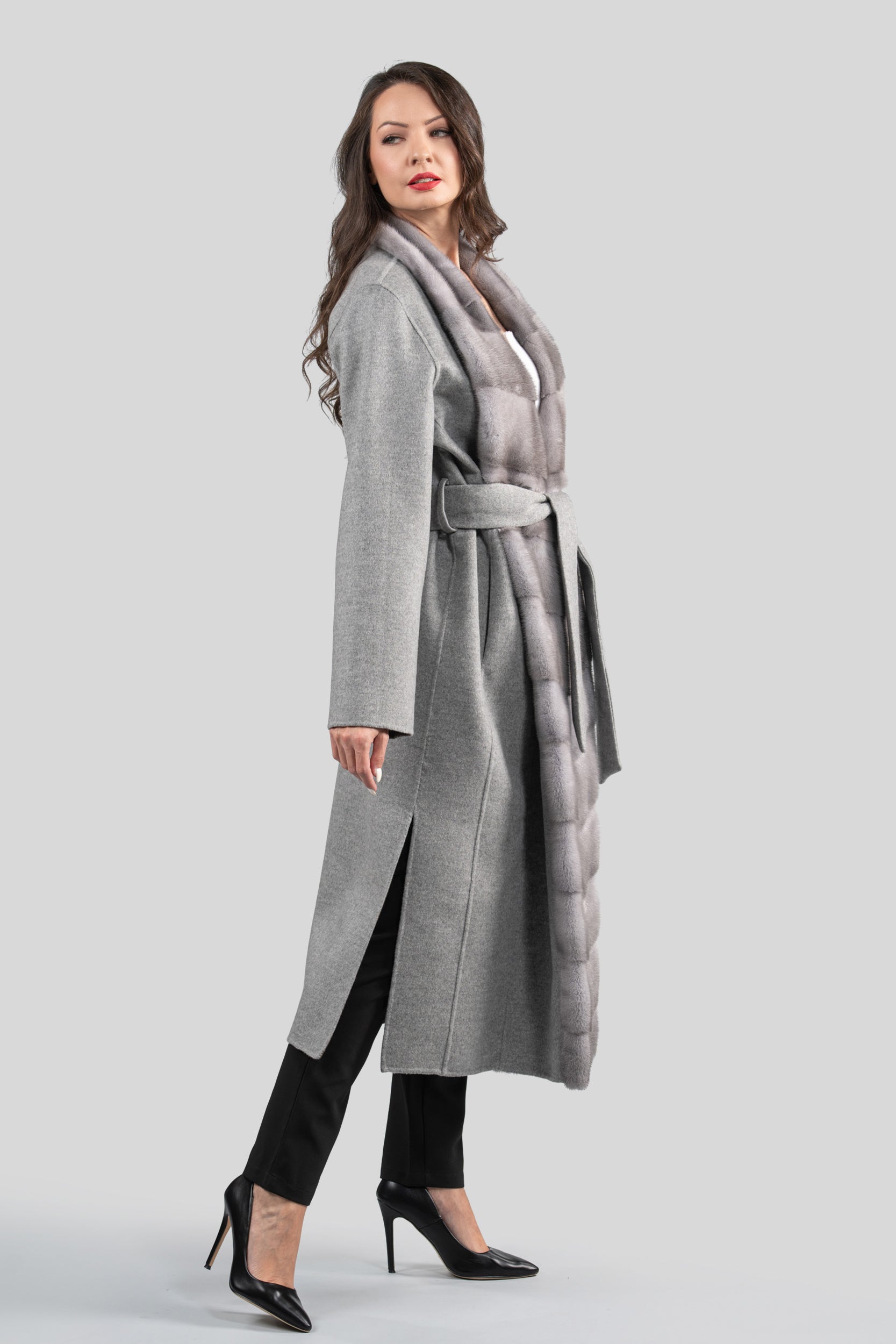 CASIANI | Gray Cashmere x Mink Fur Belted Robe Coat